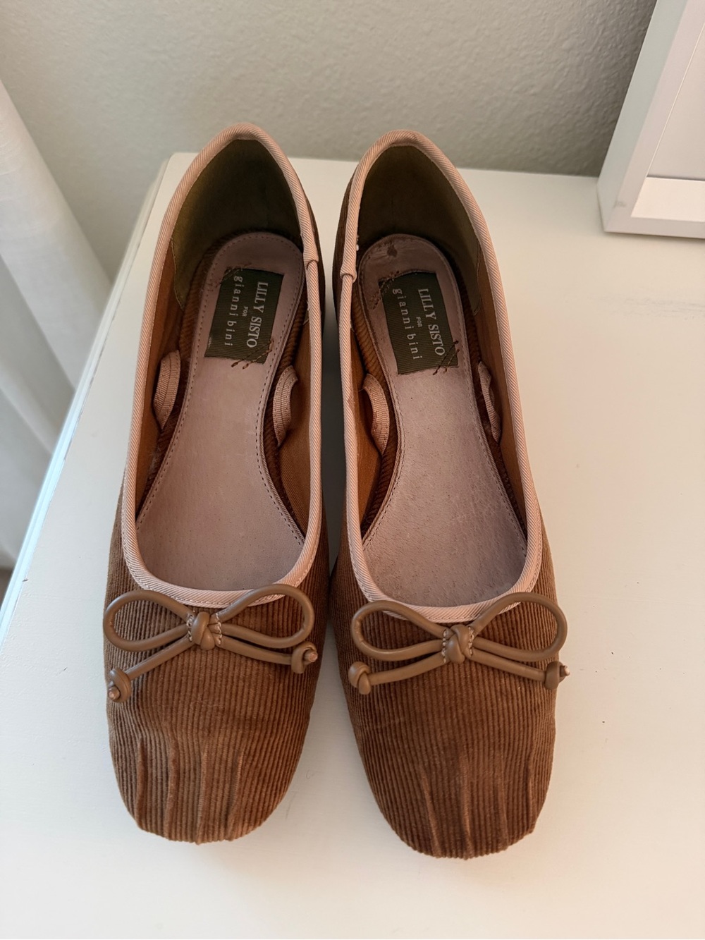 Lilly Sisto for Gianni Bini Brown Corduroy Ballet Flats with Pink Trim
